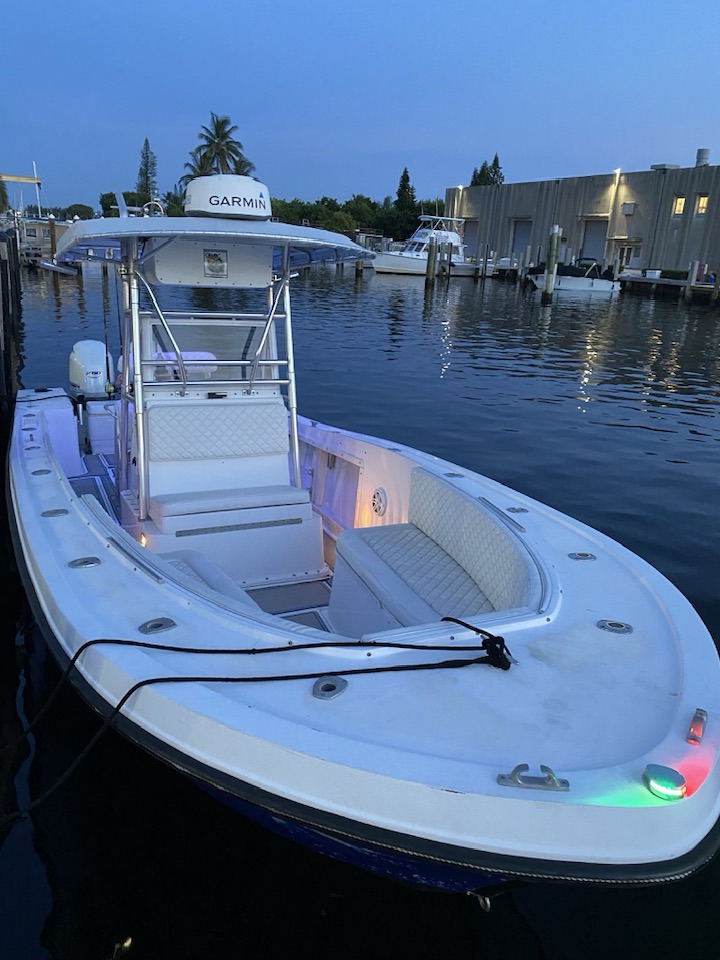 Reel Addiction Charter Service - Front View